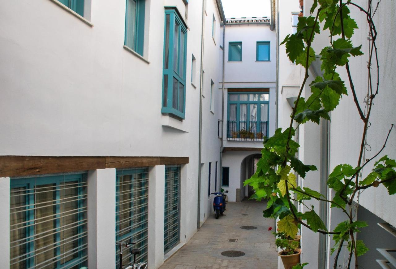 Covadonga 9 Apartments - Triana Seville Exterior photo